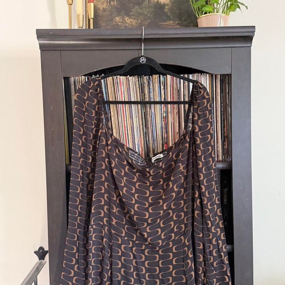 Reformation Dress 24 Brown Black Abstract Wave Long Sleeve Midi